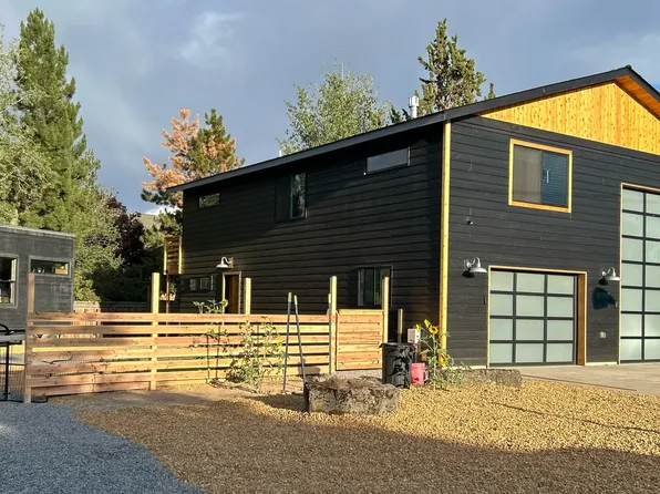 61580 Sunny Breeze Ln, Bend, OR 97702