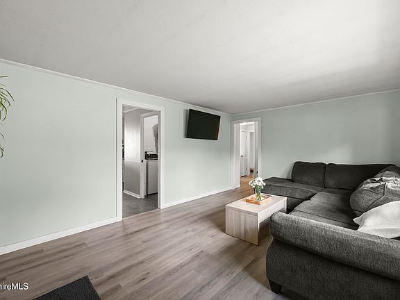 4th image of 43 Eleanor Rd