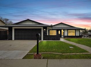 8193 Holly Oak St, Citrus Heights, CA 95610