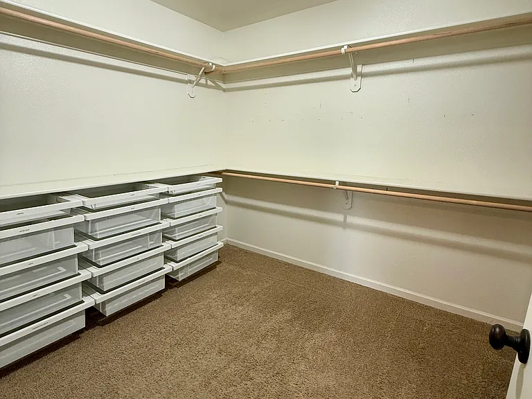 walk-in closet