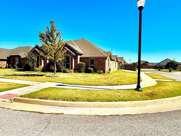 2nd image of 6540 Bent Wood Dr