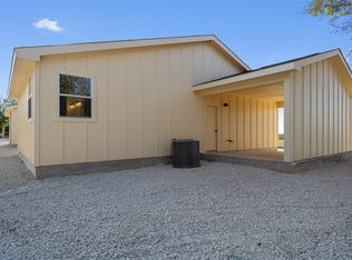 533 Hackberry Rd #A & B, Salado, TX 76571