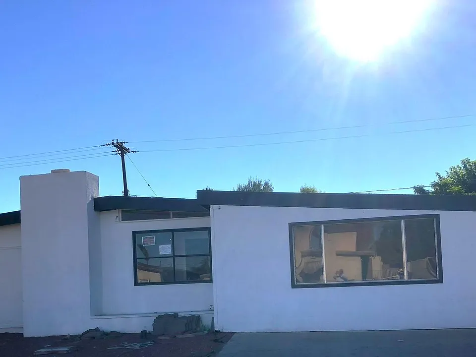 317 Wisteria Ave