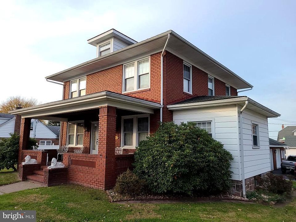 2nd image of 429 Lincoln Ave