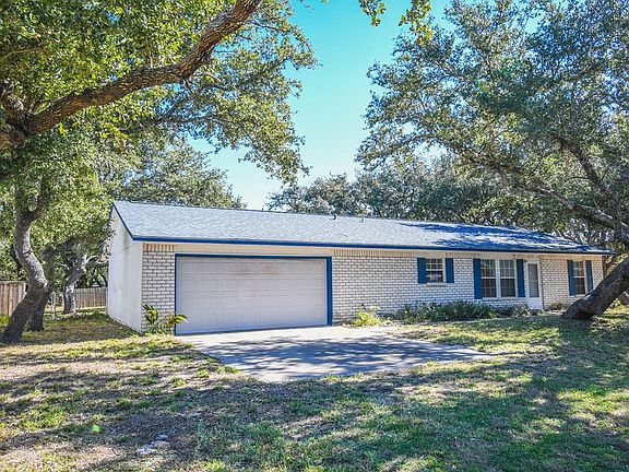 2nd image of 110 Resaca Ln