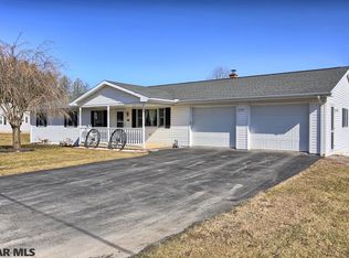 103 Long Ln, Millheim, PA 16854