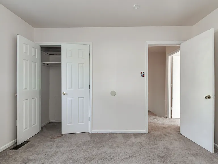 105 Hughey Ct — Photo 8