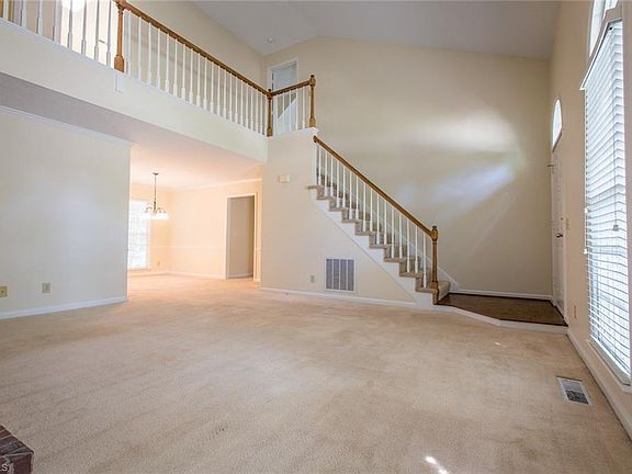 4th image of 2500 Beaconwood Dr