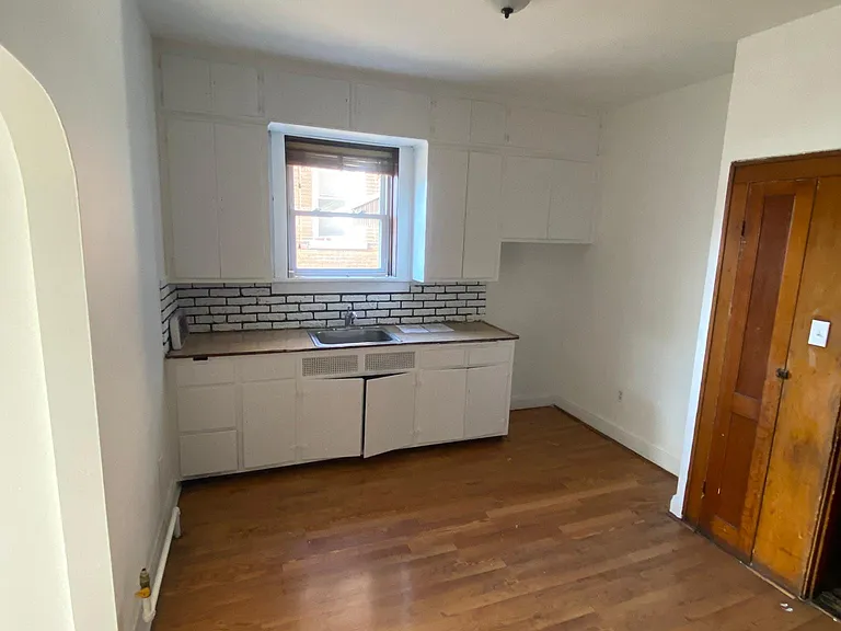 3736 Euclid Ave #1 — Photo 6