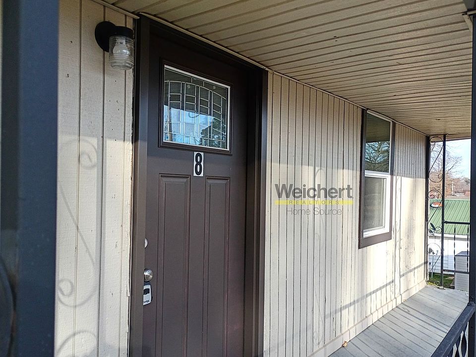 2nd image of 1205 W Hunt St #8