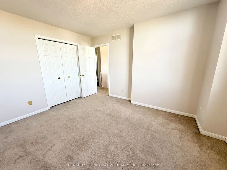 913 Windflower Pl — Photo 15