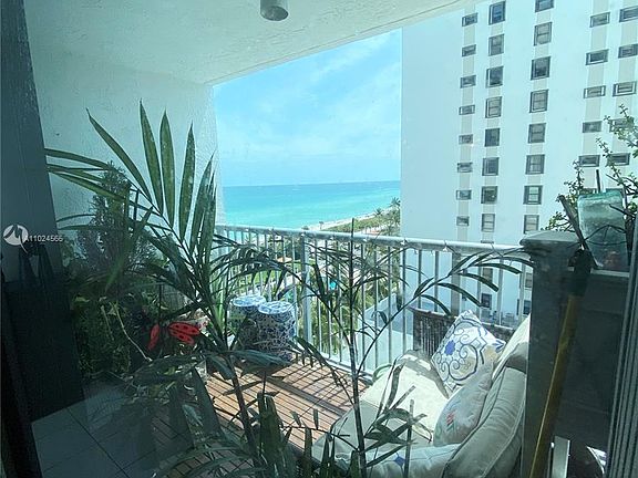 3rd image of 2655 Collins Ave APT 1110