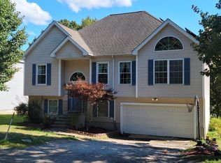 17 Taconic Rd, Worcester, MA 01605