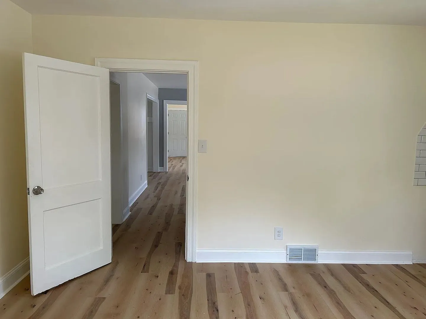 Private Unit in High Point — Photo 3