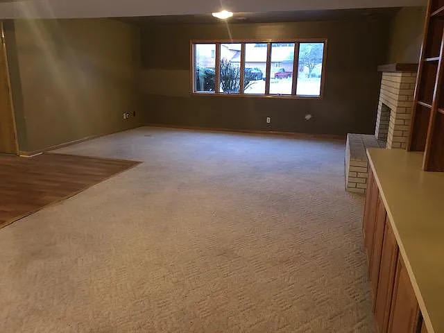 1534 E Valley Pl — Photo 9