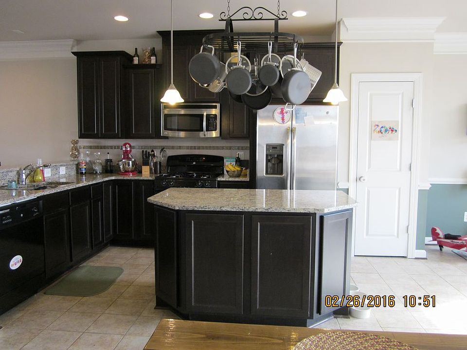 1st image of 18 Rapidan Dr