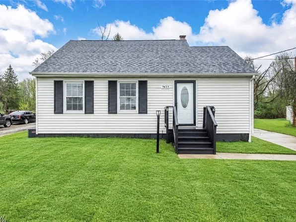 7623 Macedonia Rd, Bedford, OH 44146