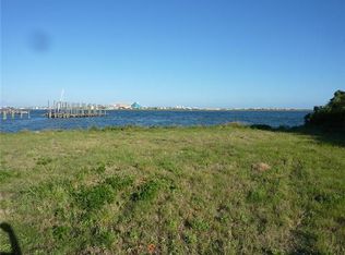 8415 Teichman Rd, Galveston, TX 77554