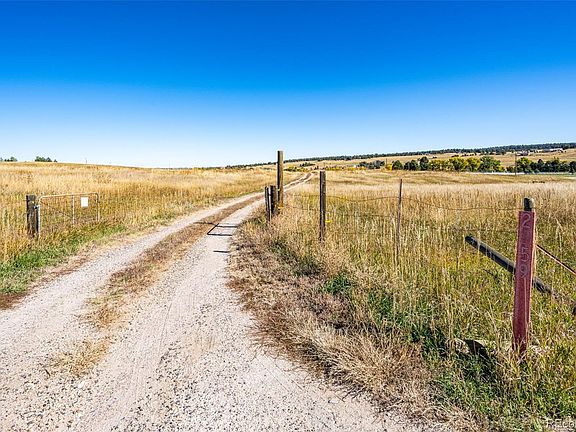 2nd image of 2859 County Road 142