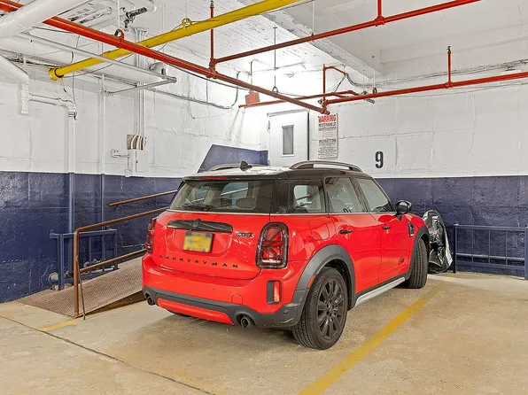 9511 Shore Rd APT 205, Brooklyn, NY 11209