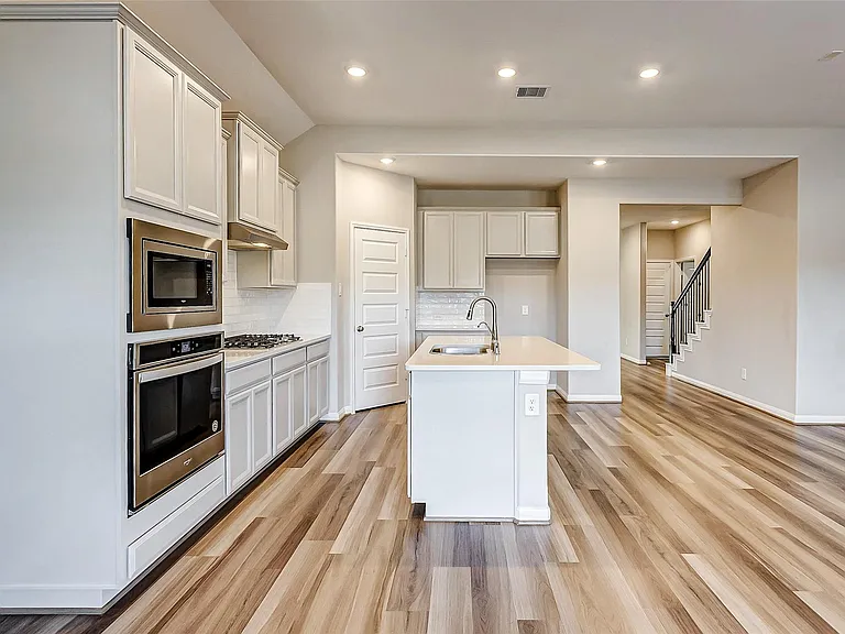 2165 Woodland Pine Dr — Photo 22