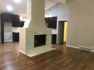 5175 W Stones Crossing Rd, Greenwood, IN 46143