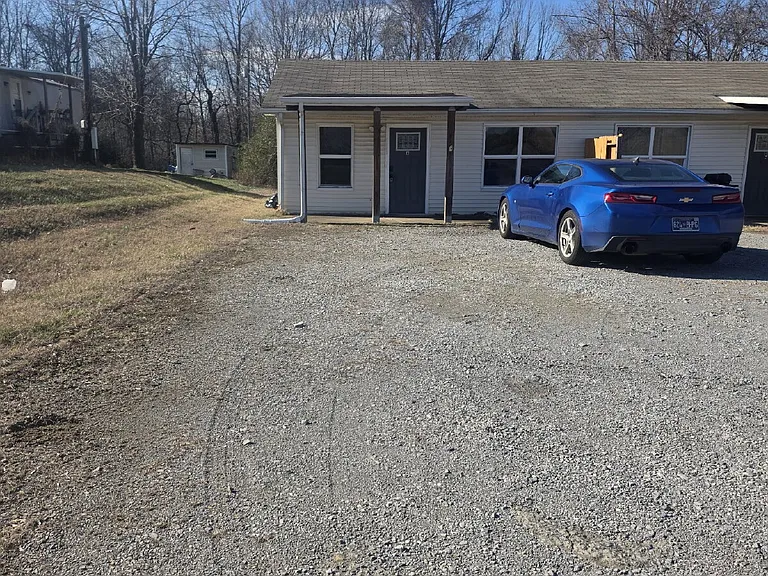 1165 Claylick Rd #B — Photo 6