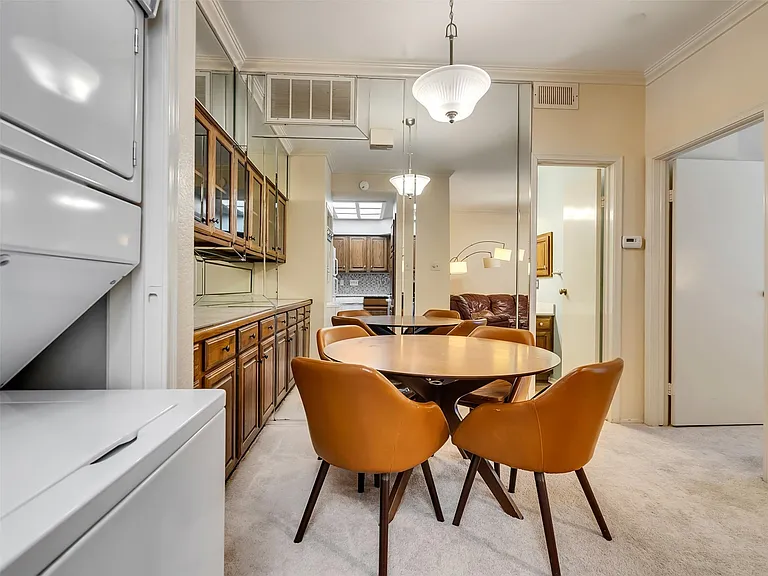 921 Marine Dr #200 — Photo 23