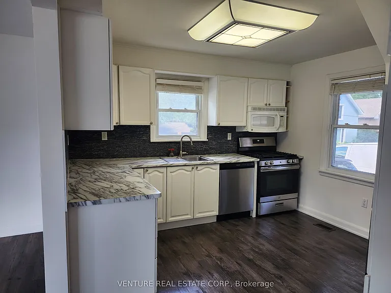 6 Sullivan Dr — Photo 15
