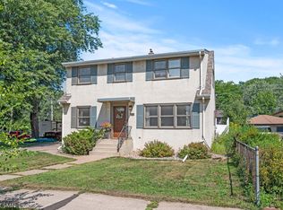 1667 California Ave E, Saint Paul, MN 55106