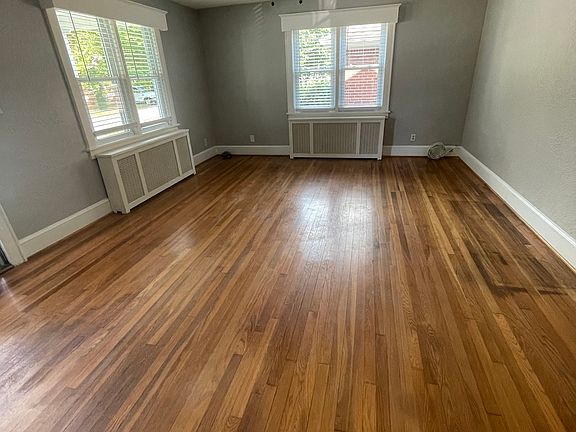 4th image of 1865 Parkview Ave
