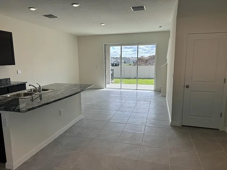 3533 Marigold Patch Ct — Photo 5