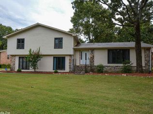 5429 Randolph Rd, North Little Rock, AR 72116