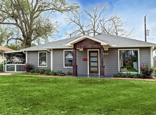 7307 Raton St, Houston, TX 77055