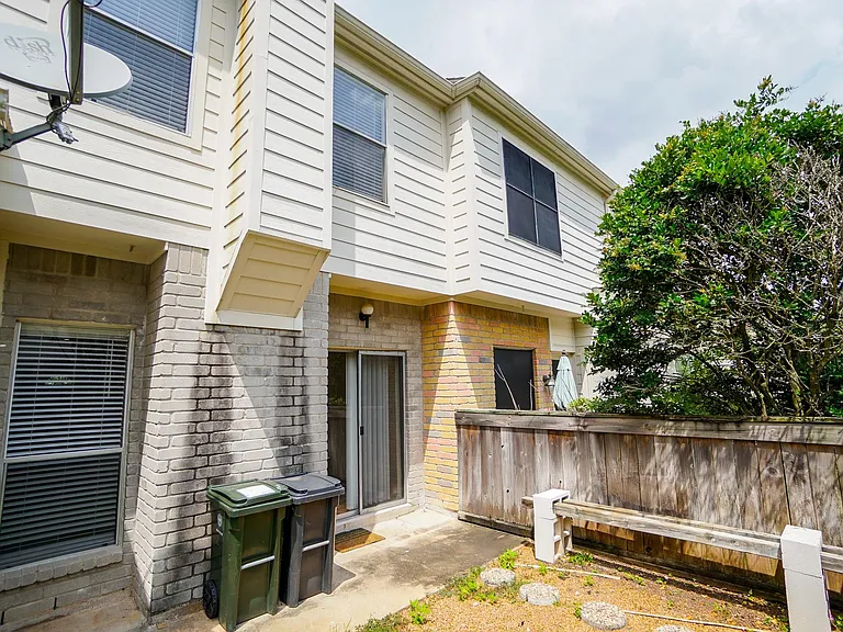 2910 Grants Lake Blvd #1505 — Photo 32