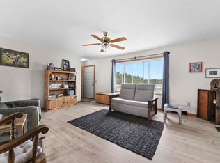 2041 S 7 1/2 Rd, Harrietta, MI 49638