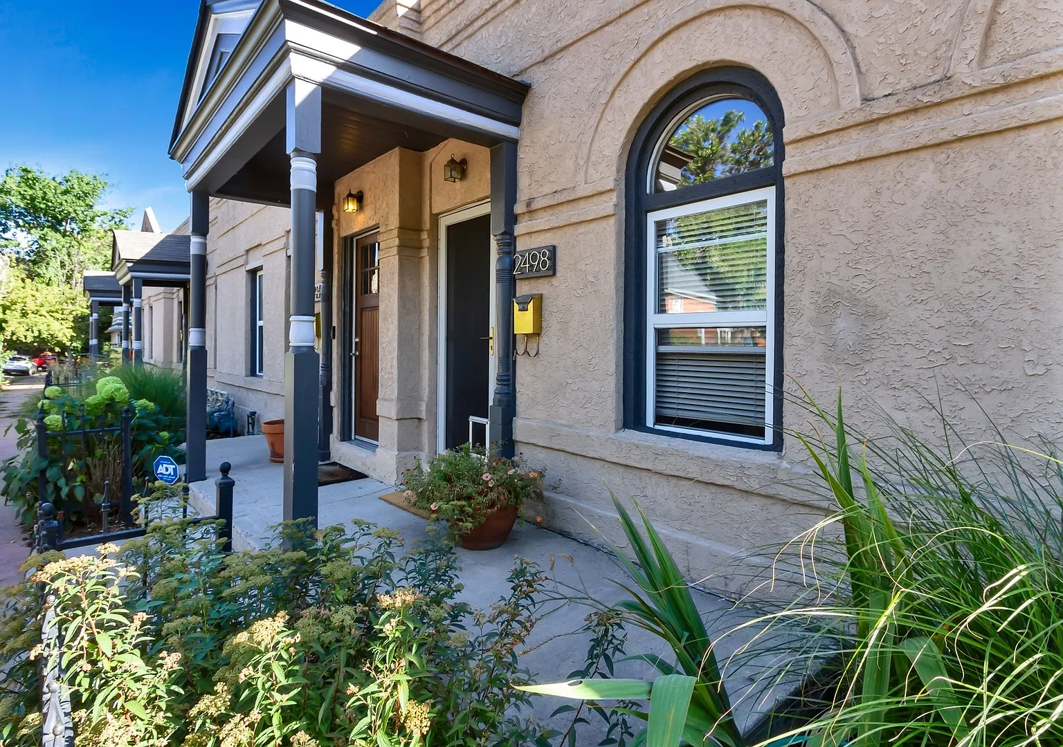 Bright and Updated Townhouse in LoHi — Photo 3