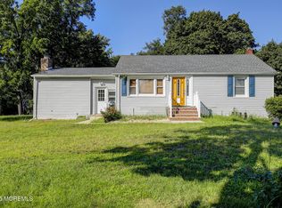 146 Millhurst Rd, Manalapan, NJ 07726