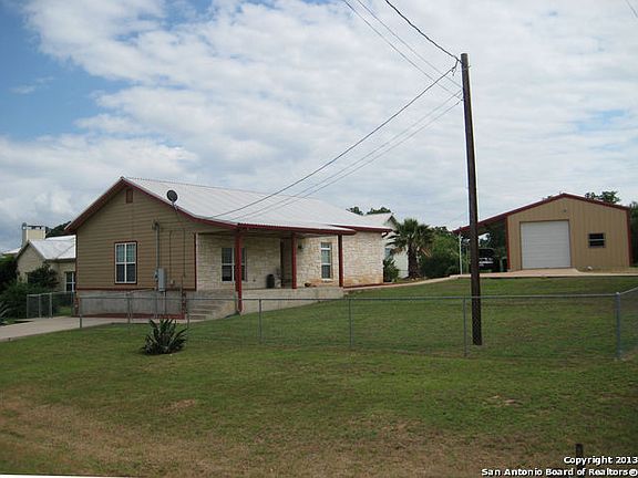 4th image of 104 Cedar Hill Dr