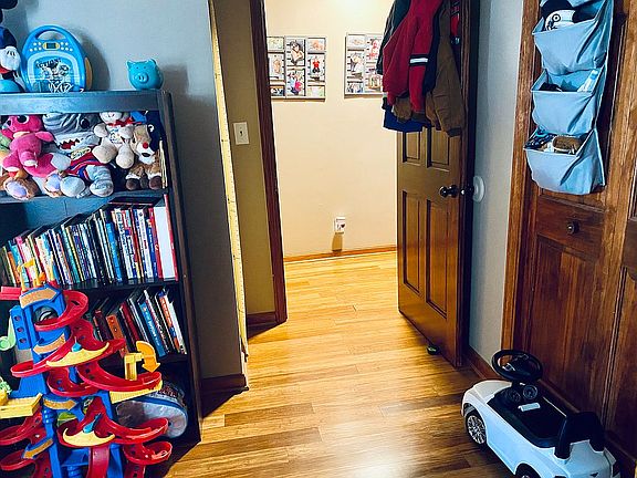 Bedroom 2 to hallway