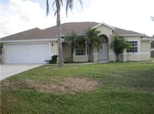 1486 SW Apache Ave, Port Saint Lucie, FL 34953