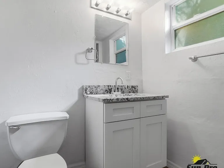 215 Live Oak Ave #1 — Photo 14