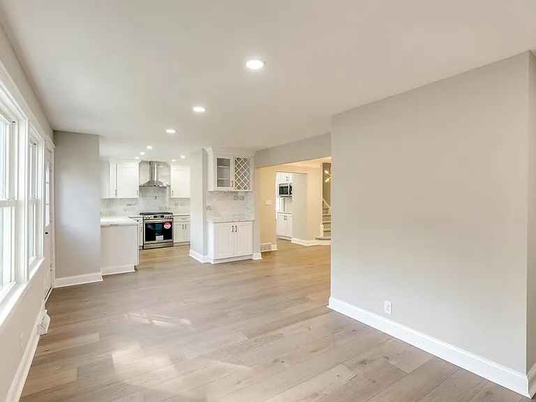 23914 Edgehill Dr — Photo 25