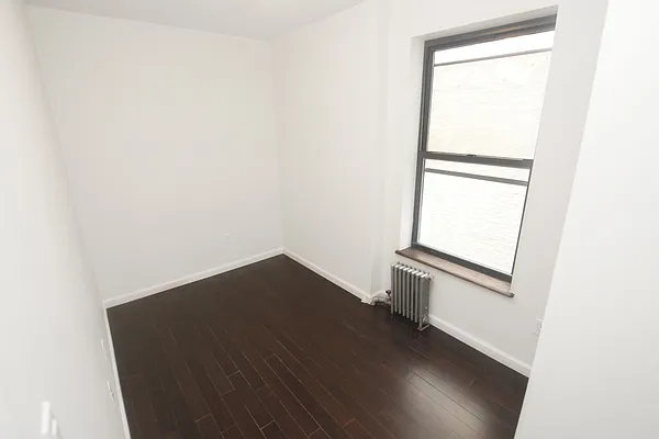 Rented by Jonis Realty | media 11