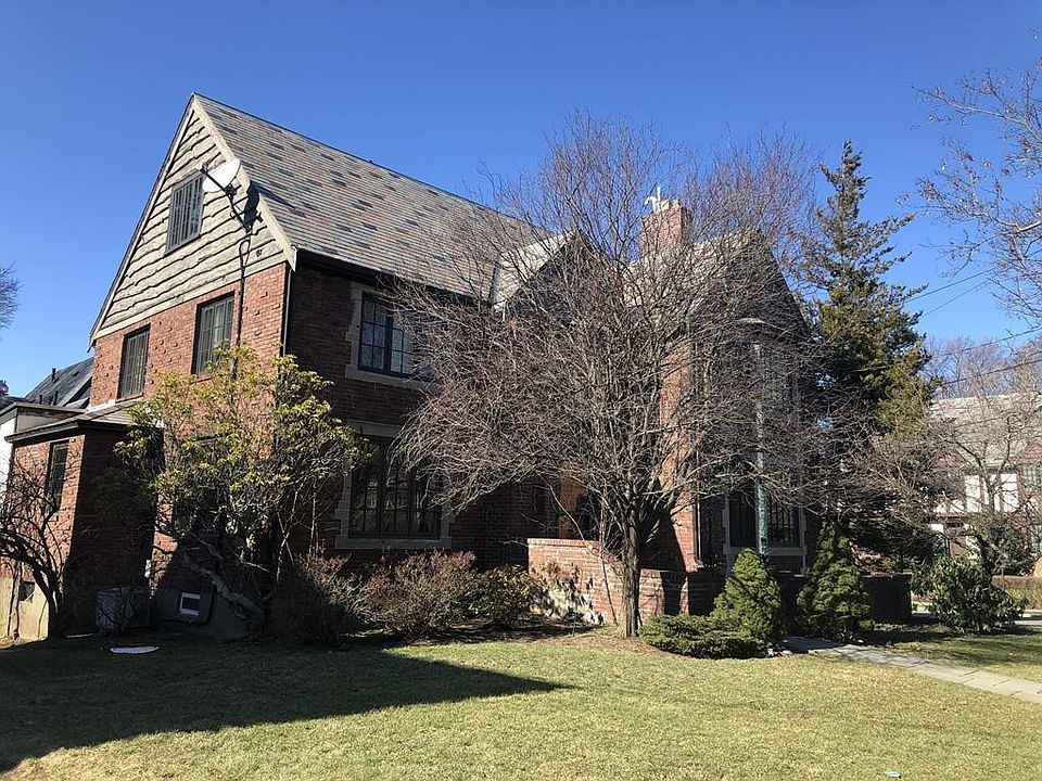 24 Fellsmere Rd, Newton, MA 02459 Zillow