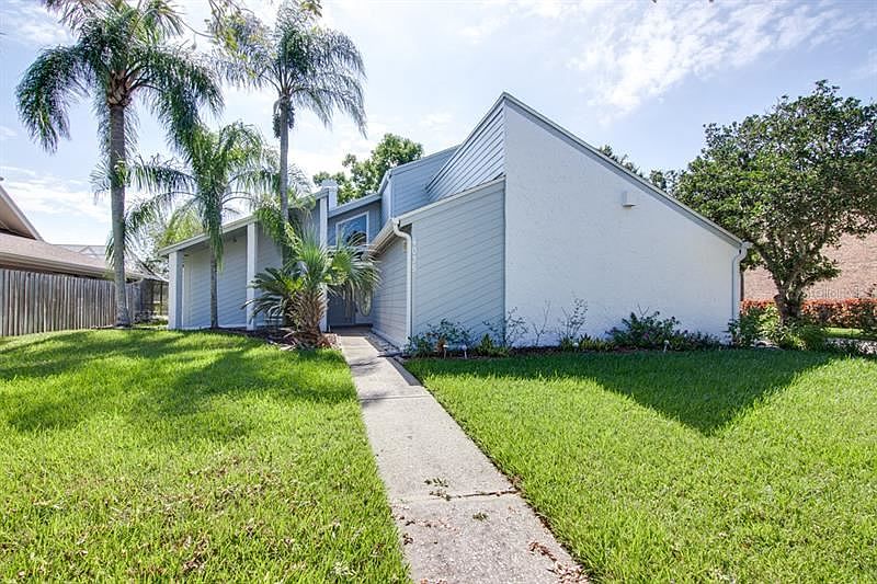 1st image of 4035 Priory Cir