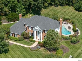 13215 Thornfield Ln, Saint Louis, MO