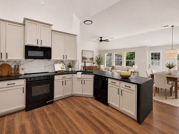 2nd image of 605 Terrace View Dr