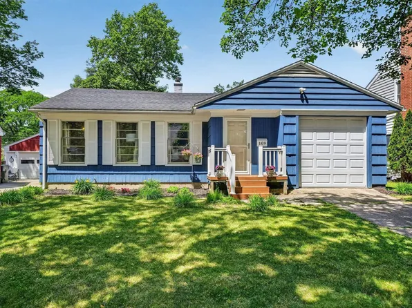 109 N Hawthorne Dr, South Bend, IN 46617