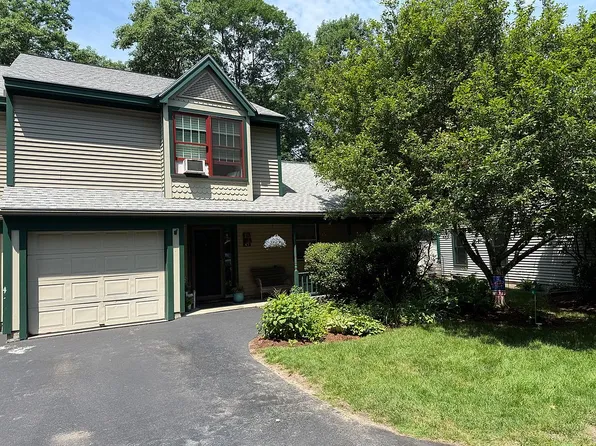 7 Saxonhollow Dr Unit C1, Essex, VT 05452
